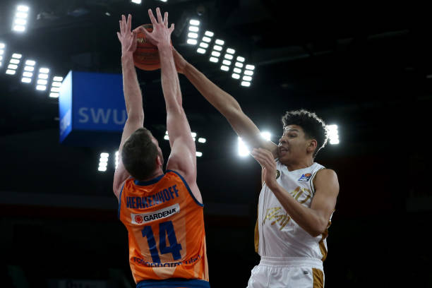 整体配合欠 整体配合欠