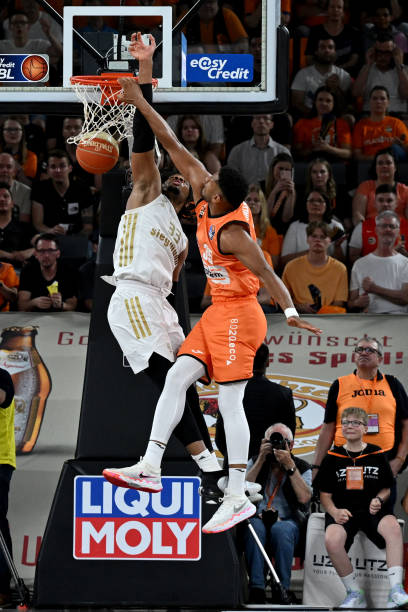 梁王组合 梁王组合