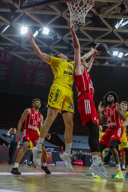 NBA球星欧文：每个人都知道维尼修斯该获得金球奖.