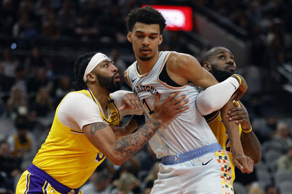 防守反击策 防守反击策